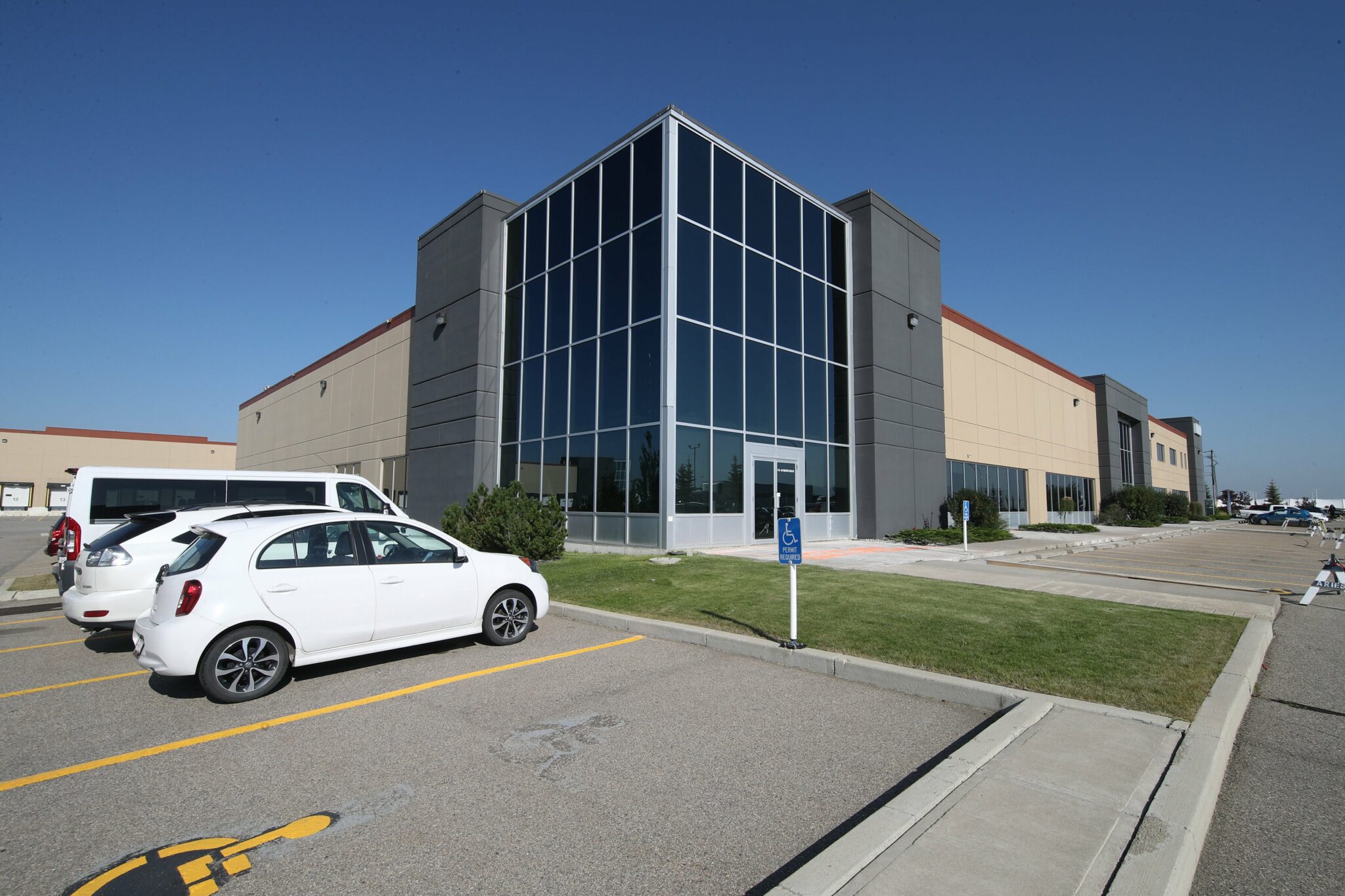 85 Freeport Boulevard NE, Calgary, AB Canada